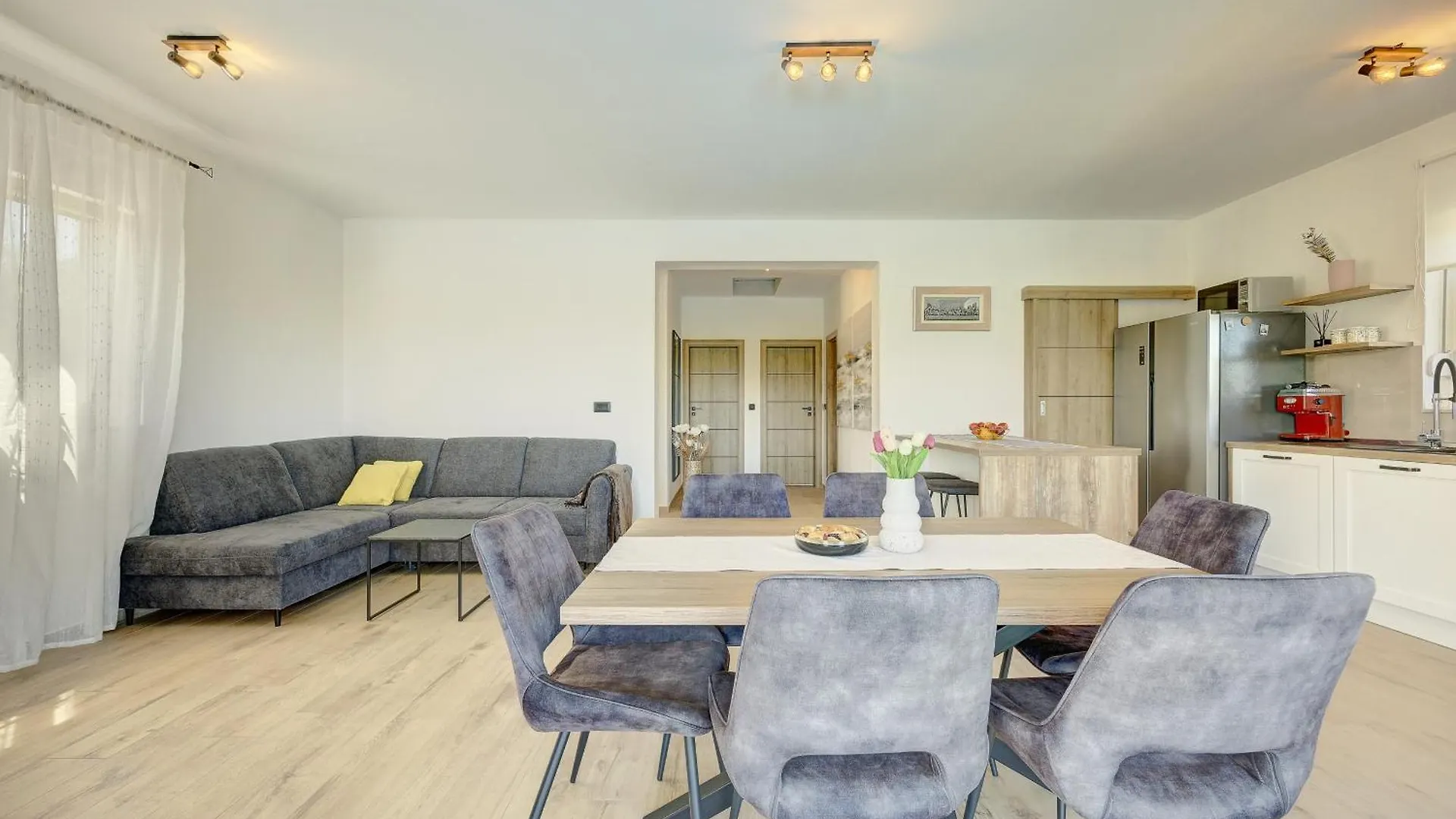 Holiday Home Bonato With Pool Krneza
