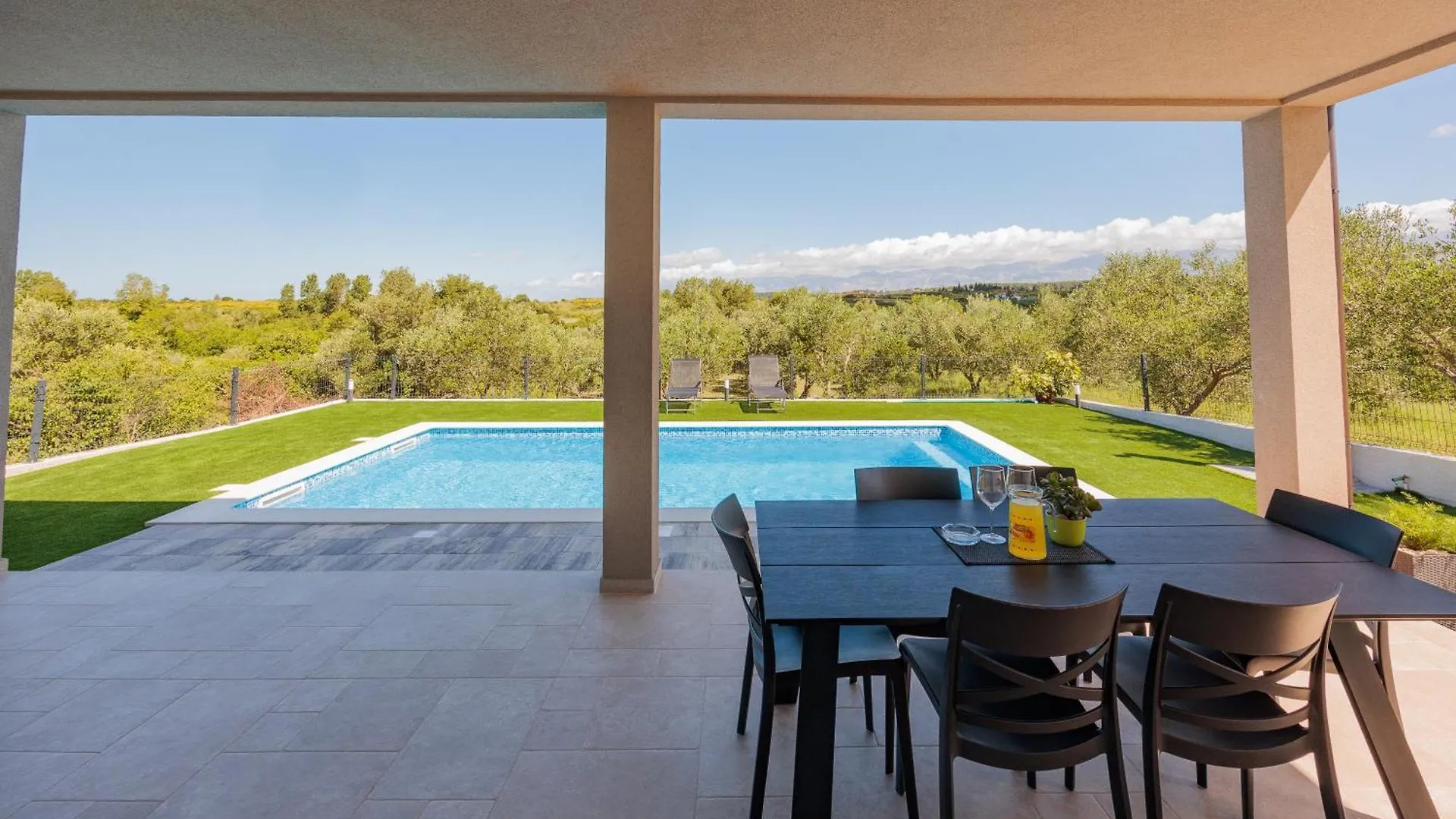 Holiday Home Bonato With Pool Krneza